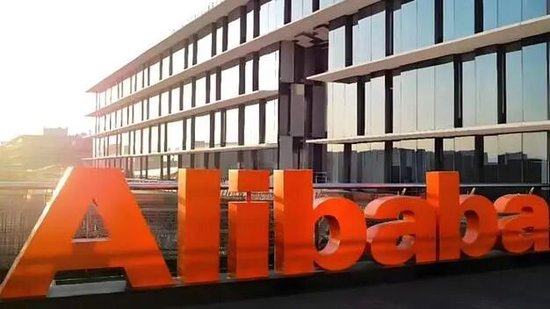 从阿里财报看终局：你走你的外卖	，我走我的AI